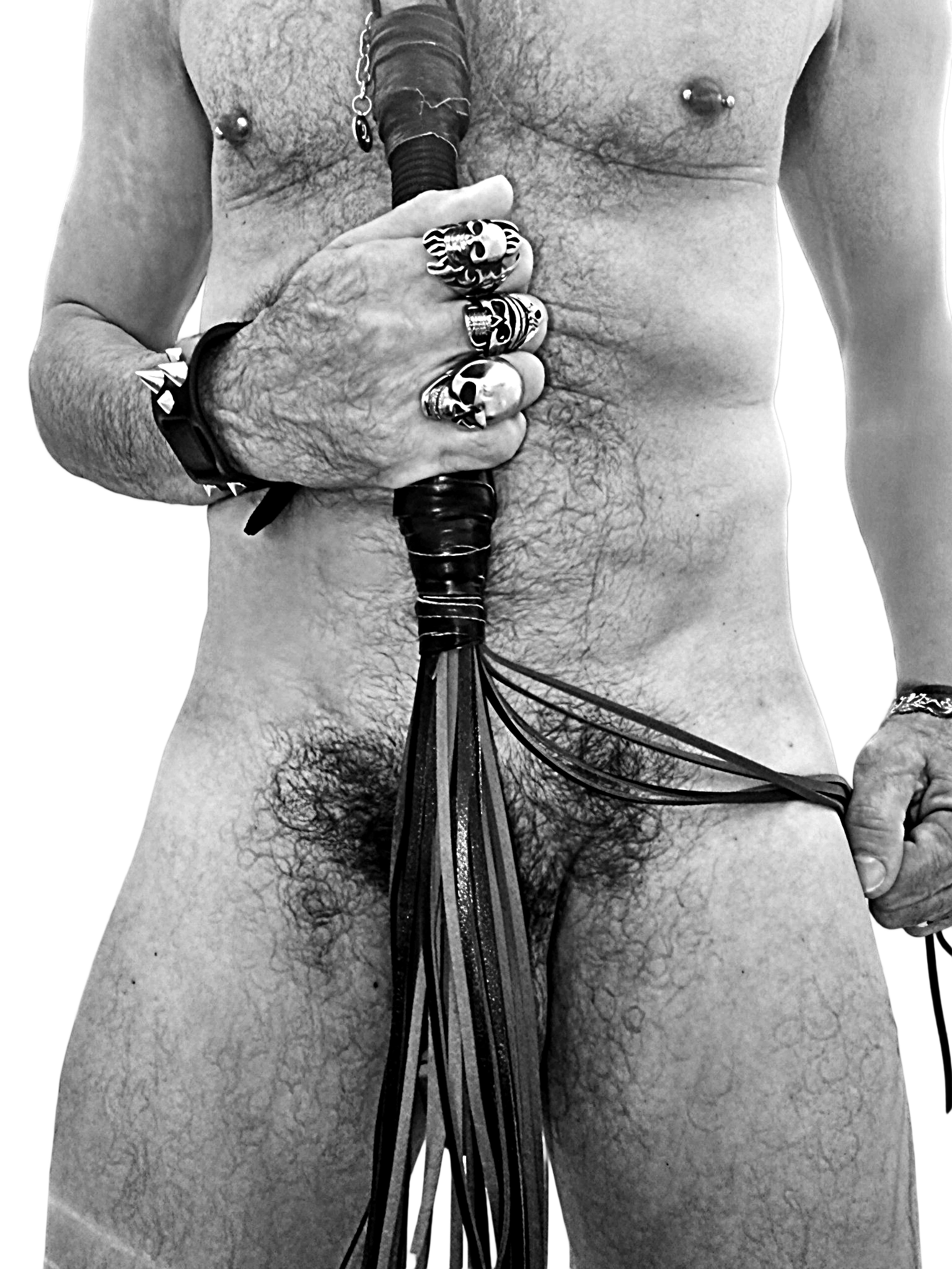 27-07-2026 | Period 29 | Day 84/222 | Cage 3 | Year 201 | Owned 159 | #mcm with my evolution, showing, once again, who I thought I was and who I really am!♾️⛓️🛐👊🖤🔒 | (before) A kinky daddy! ⛓️